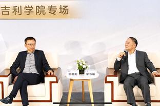 英媒：马科斯-阿隆索也是曼联左后卫引援考虑的球员